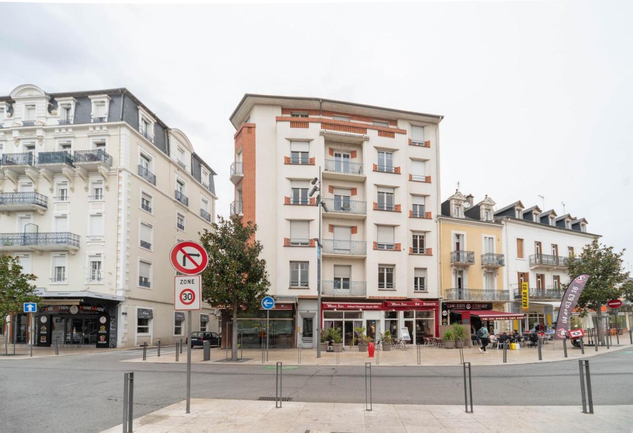 Residence Le Paris - Appartements Centre Ville Vichy Rom bilde